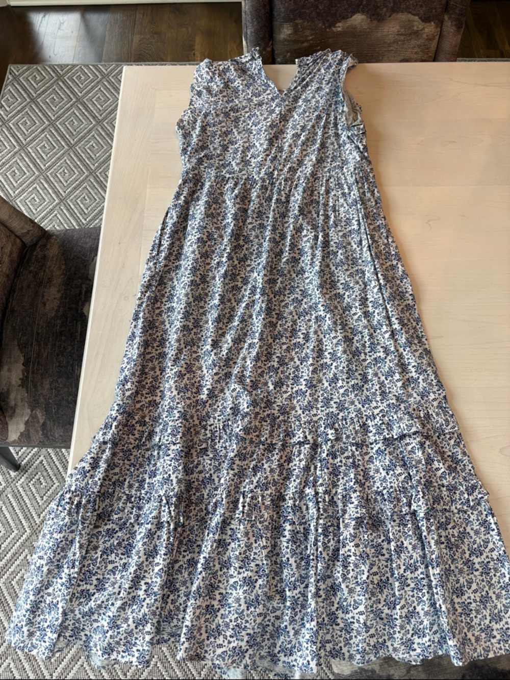 Universal Thread Blue and White Floral Maxi Dress